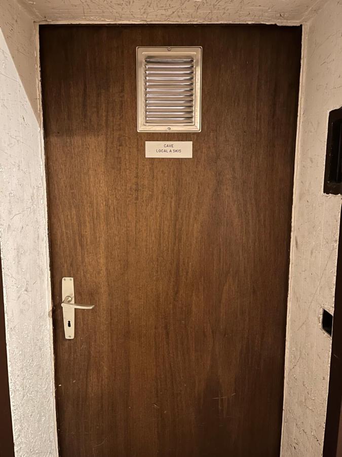Charmant Studio, 2 Adultes , Centre De 넨다즈 외부 사진